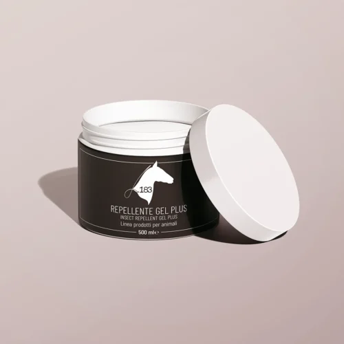 barattolo di repellente gel per cavalli